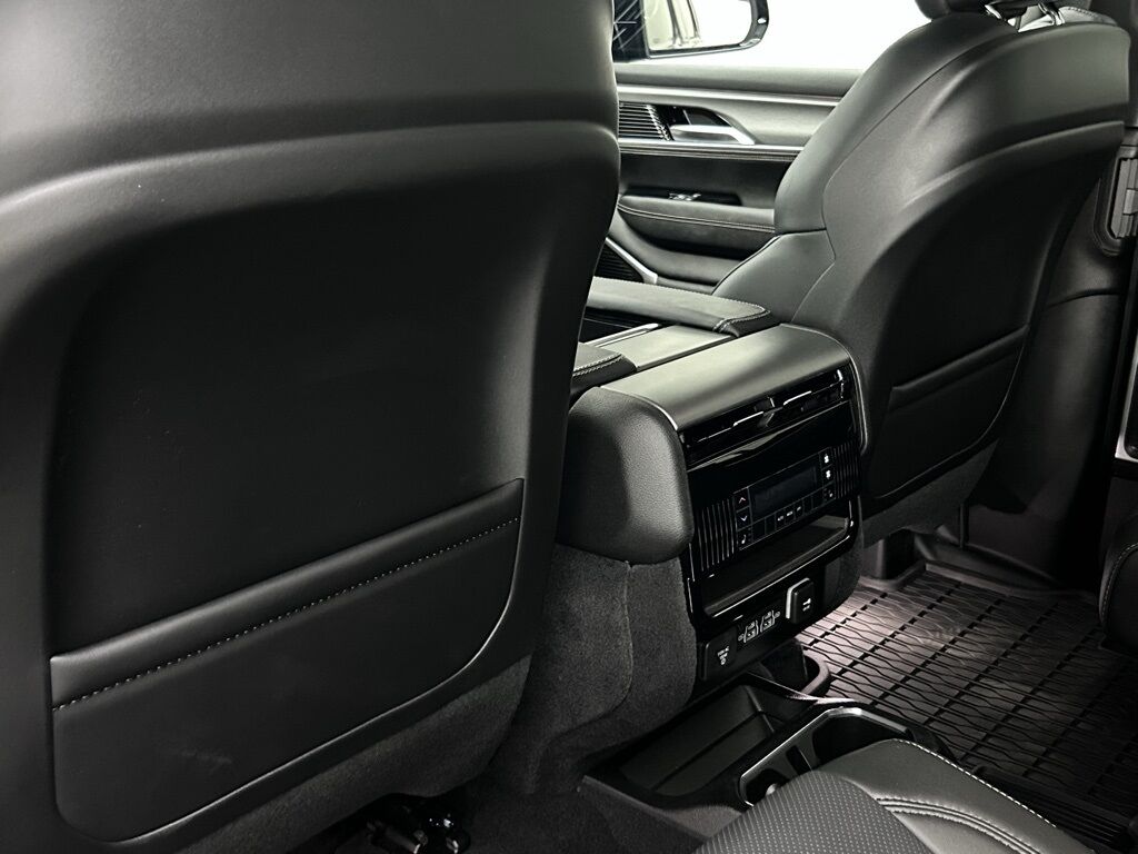 2025 Jeep Wagoneer Series II Portland OR