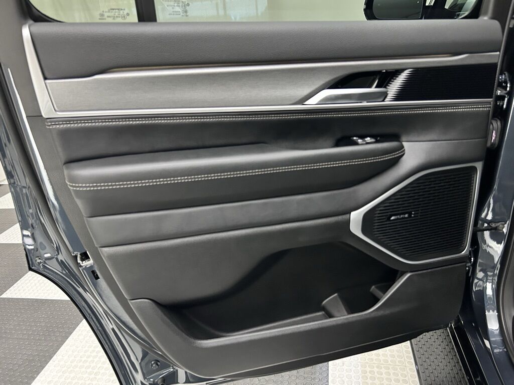 2025 Jeep Wagoneer Series II Portland OR