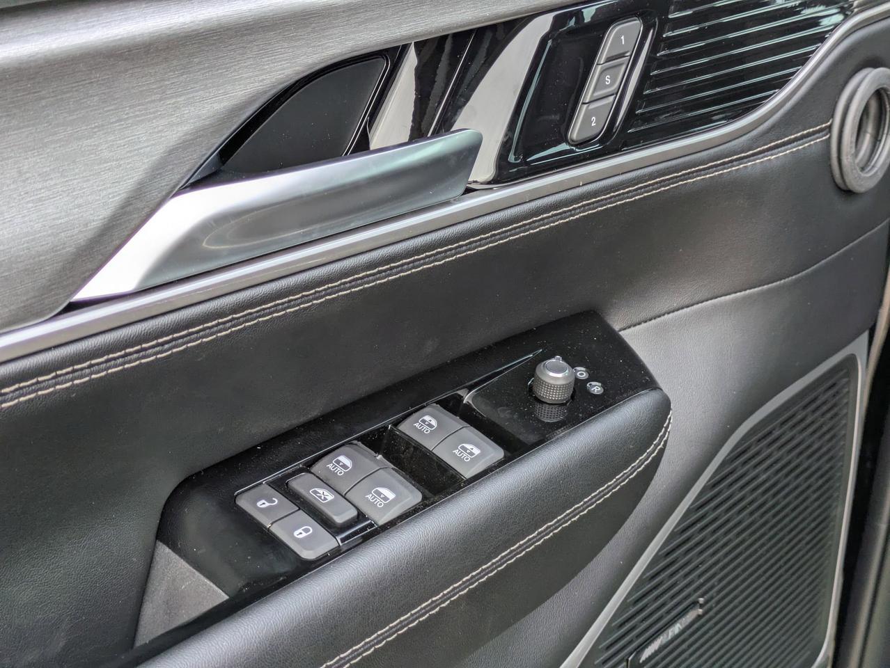 2025 Jeep Wagoneer Series II Castroville TX