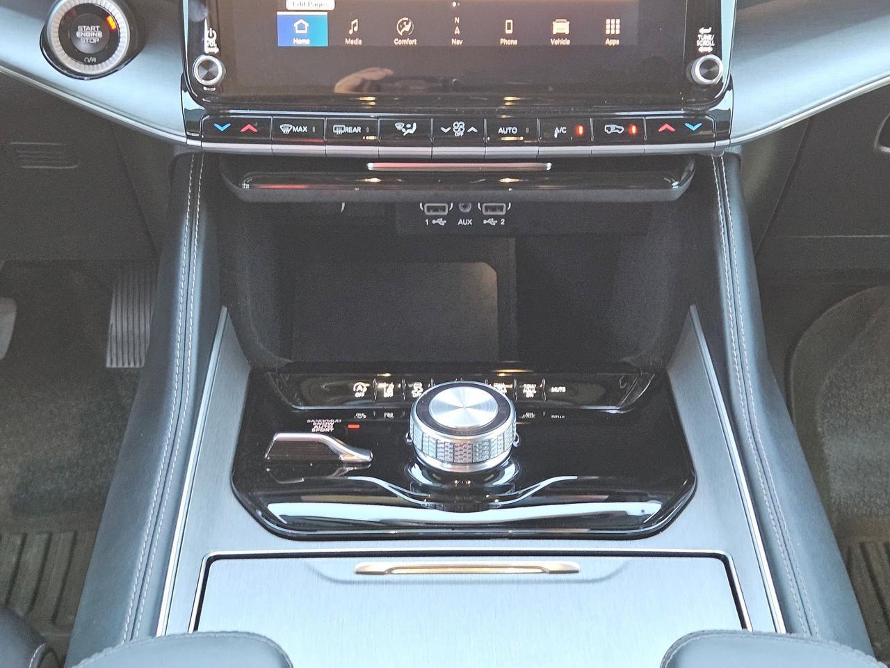 2025 Jeep Wagoneer Series II Castroville TX