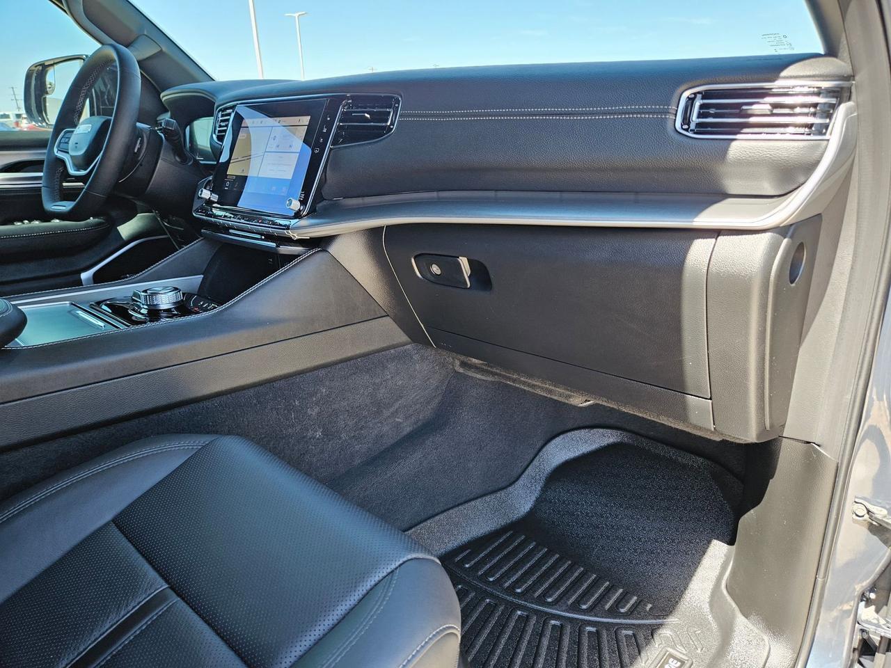 2025 Jeep Wagoneer Series II Castroville TX