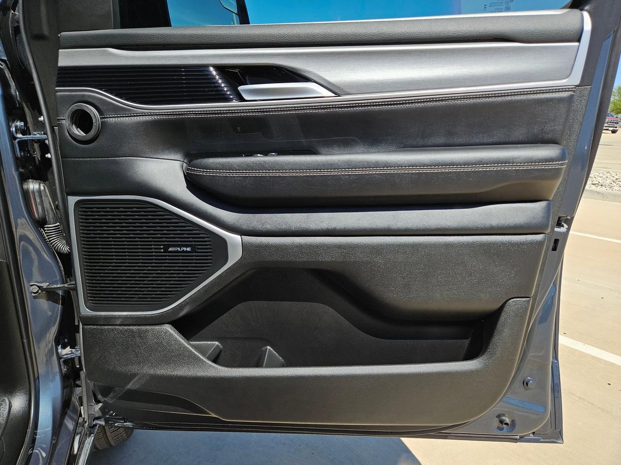 2025 Jeep Wagoneer Series II Castroville TX