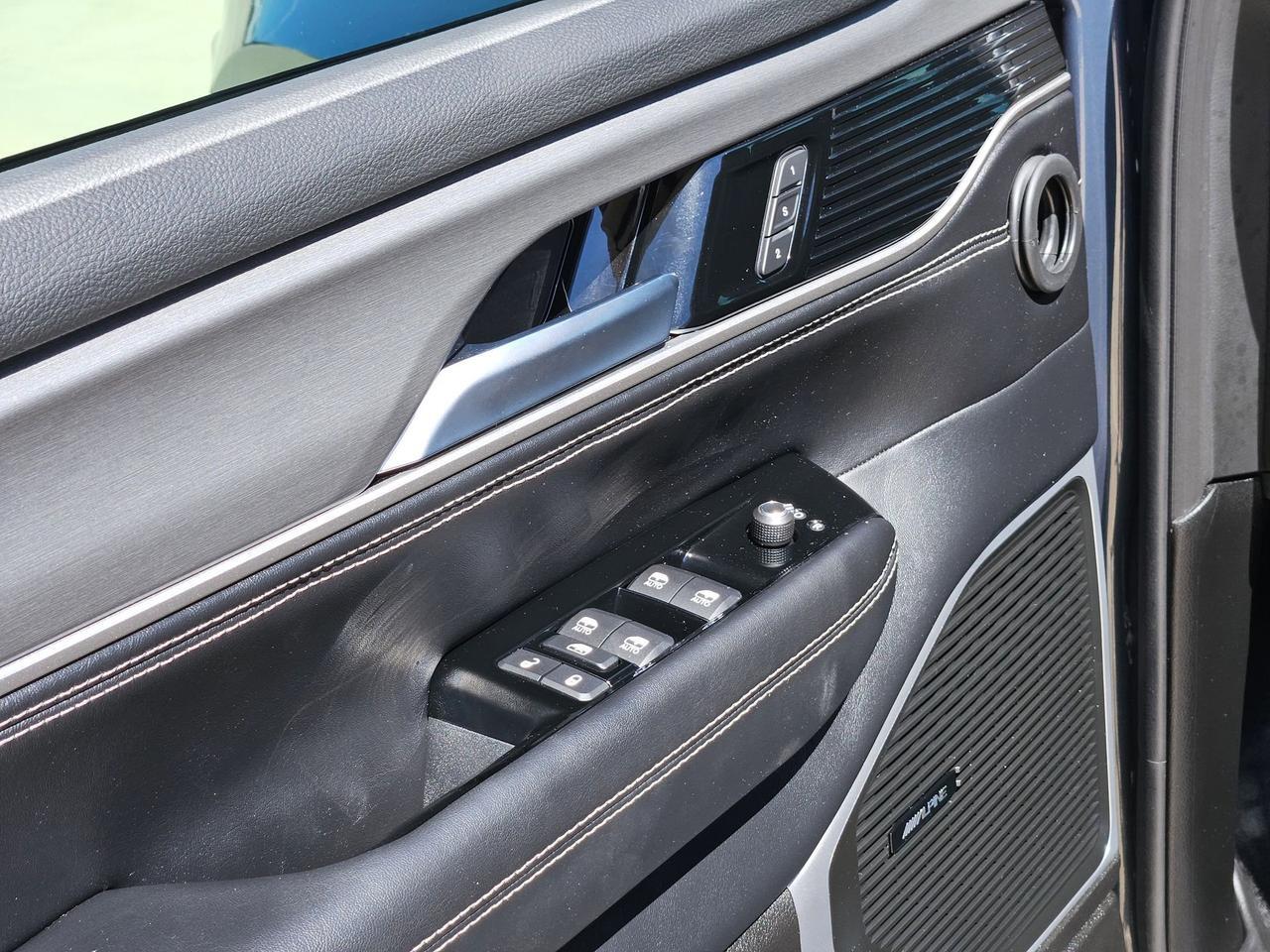 2025 Jeep Wagoneer Series II Castroville TX