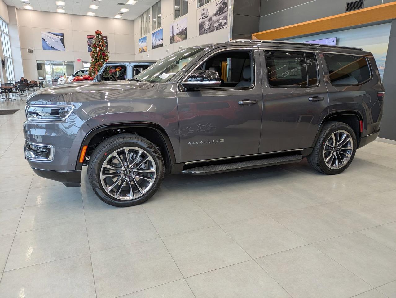 2025 Jeep Wagoneer Series II Castroville TX