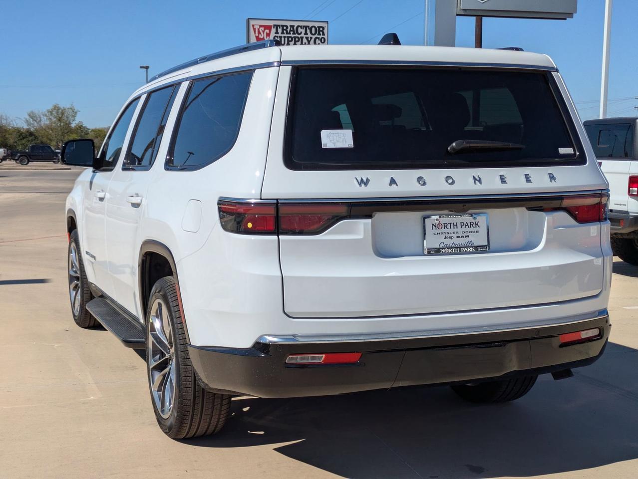2025 Jeep Wagoneer Series II Castroville TX
