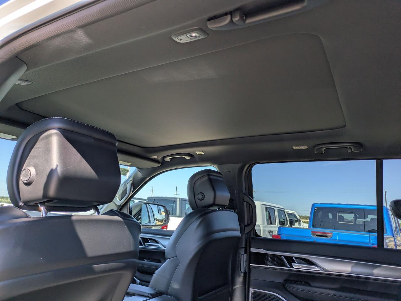 2025 Jeep Wagoneer Series II Castroville TX