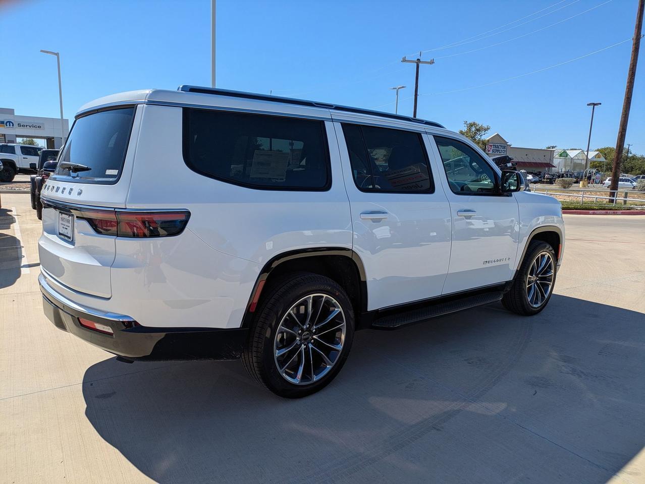 2025 Jeep Wagoneer Series II Castroville TX