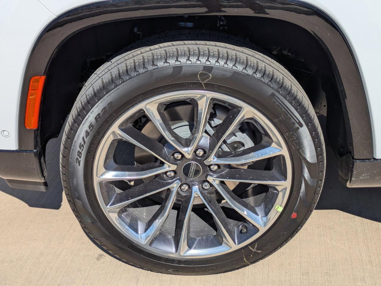 2025 Jeep Wagoneer Series II Castroville TX