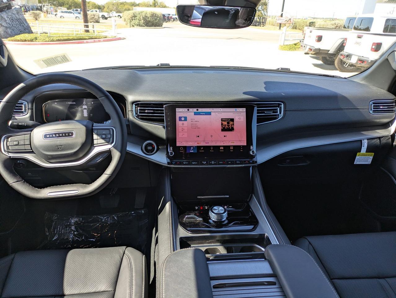 2025 Jeep Wagoneer Series II Castroville TX