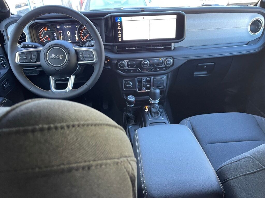 2025 Jeep Wrangler 4-DOOR SAHARA Orange MA