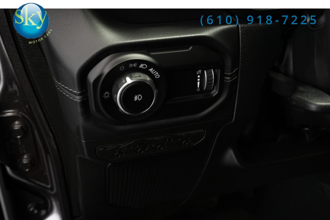 2025 Jeep Wrangler 4 Door 4WD Sahara SKY ONE-TOUCH POWER-TOP West Chester PA