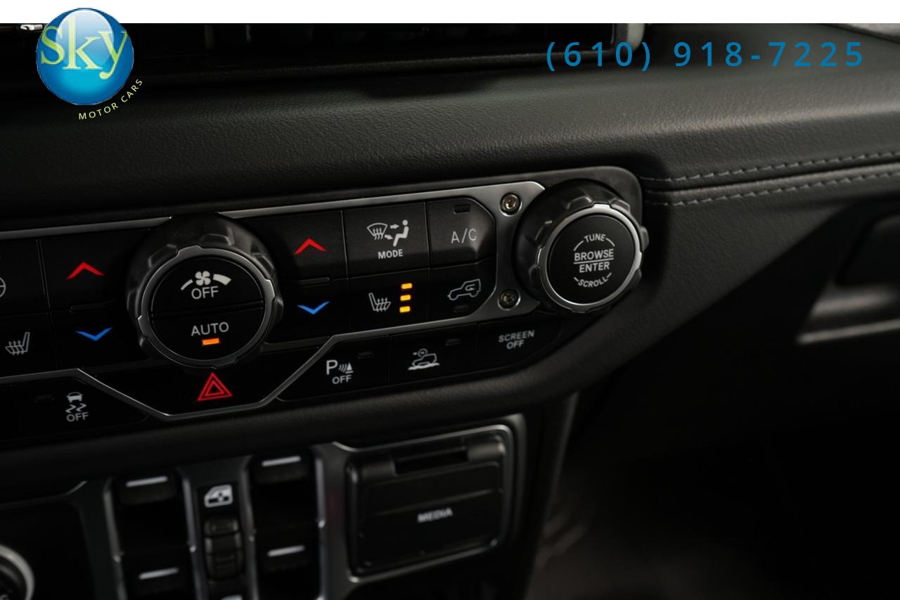 2025 Jeep Wrangler 4 Door 4WD Sahara SKY ONE-TOUCH POWER-TOP West Chester PA