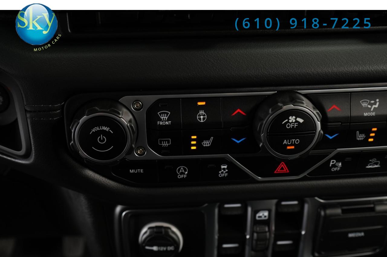 2025 Jeep Wrangler 4 Door 4WD Sahara SKY ONE-TOUCH POWER-TOP West Chester PA