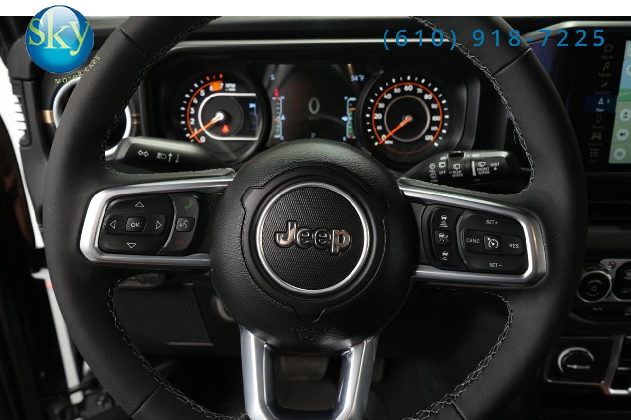2025 Jeep Wrangler 4 Door 4WD Sahara SKY ONE-TOUCH POWER-TOP West Chester PA