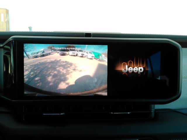 2025 Jeep Wrangler 4-Door Sahara 4x4 Plano TX