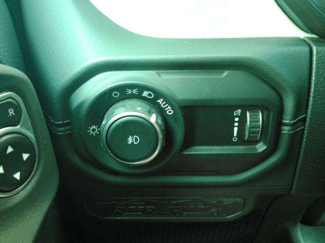 2025 Jeep Wrangler 4-Door Sahara 4x4 Plano TX