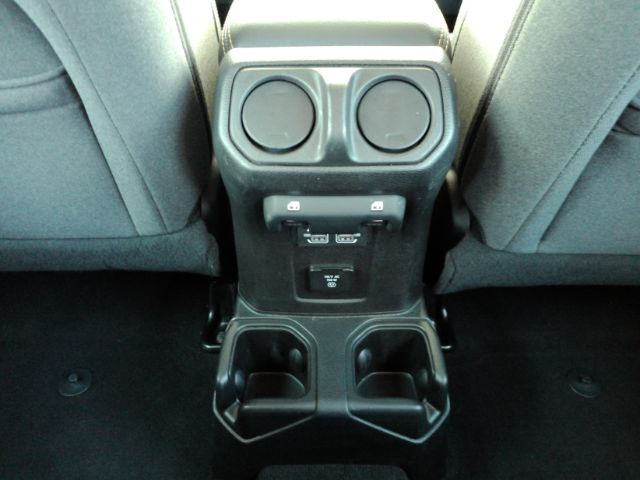 2025 Jeep Wrangler 4-Door Sahara 4x4 Plano TX