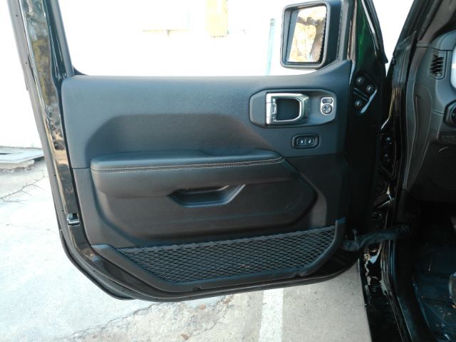 2025 Jeep Wrangler 4-Door Sahara 4x4 Plano TX