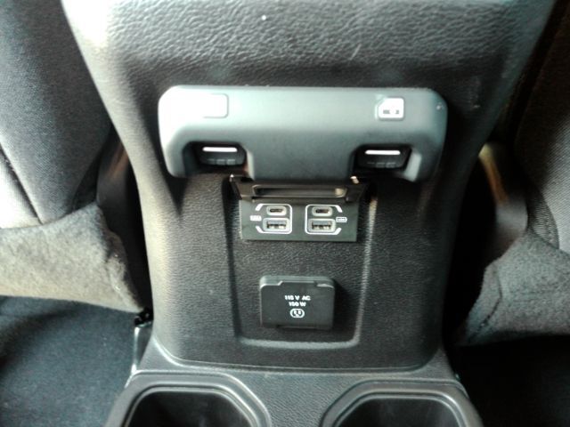 2025 Jeep Wrangler 4-Door Sahara 4x4 Plano TX