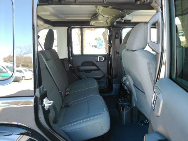 2025 Jeep Wrangler 4-Door Sahara 4x4 Plano TX