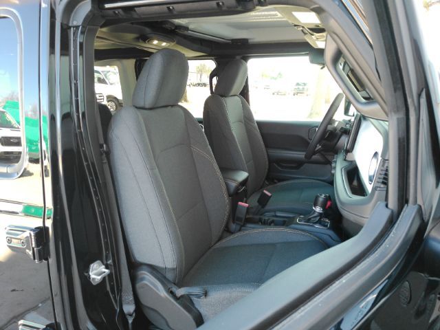 2025 Jeep Wrangler 4-Door Sahara 4x4 Plano TX