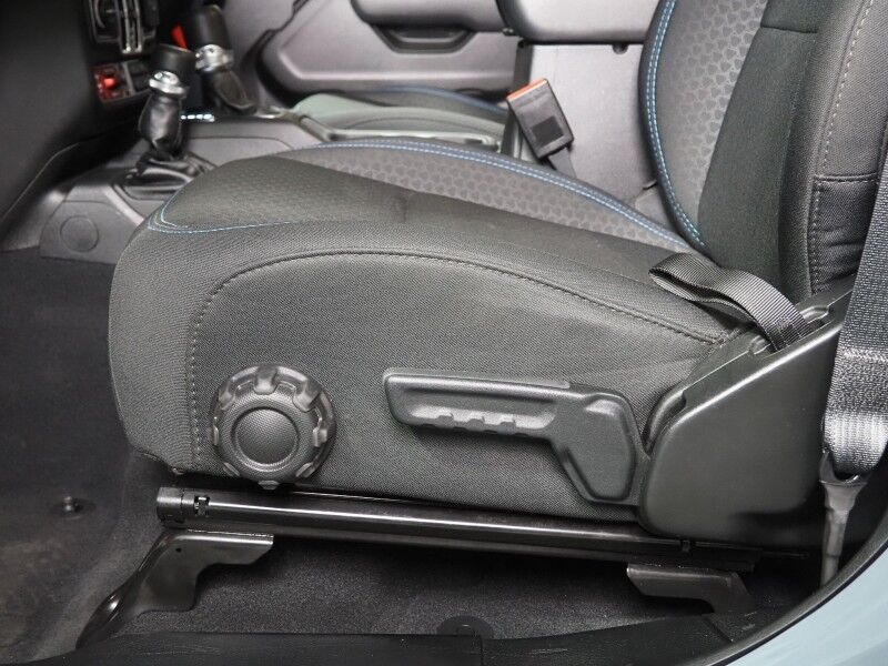 2025 Jeep Wrangler 4xe Rubicon *3-PIECE HARD TOP, ADAPTIVE CRUISE, SAFETY ALERTS, BACKUP-CAMERA, COLOR TOUCHSCREEN, HEATED SEATS/STEERING, REMOTE START, KEYLESS ENTRY, 17 INCH ALLOYS, ANDROID & APPLE Round Rock TX