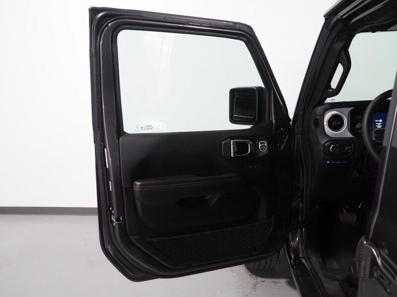 2025 Jeep Wrangler 4xe Sahara *BODY-COLORED 3-PIECE HARD TOP, ADAPTIVE CRUISE, SAFETY ALERTS, BACKUP-CAMERA, COLOR TOUCHSCREEN, HEATED SEATS/STEERING, REMOTE START, KEYLESS ENTRY, 20 INCH ALLOYS, ANDROID & APPLE Round Rock TX