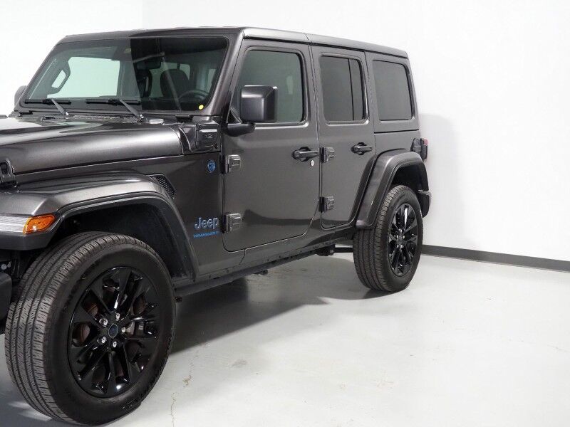 2025 Jeep Wrangler 4xe Sahara *BODY-COLORED 3-PIECE HARD TOP, ADAPTIVE CRUISE, SAFETY ALERTS, BACKUP-CAMERA, COLOR TOUCHSCREEN, HEATED SEATS/STEERING, REMOTE START, KEYLESS ENTRY, 20 INCH ALLOYS, ANDROID & APPLE Round Rock TX