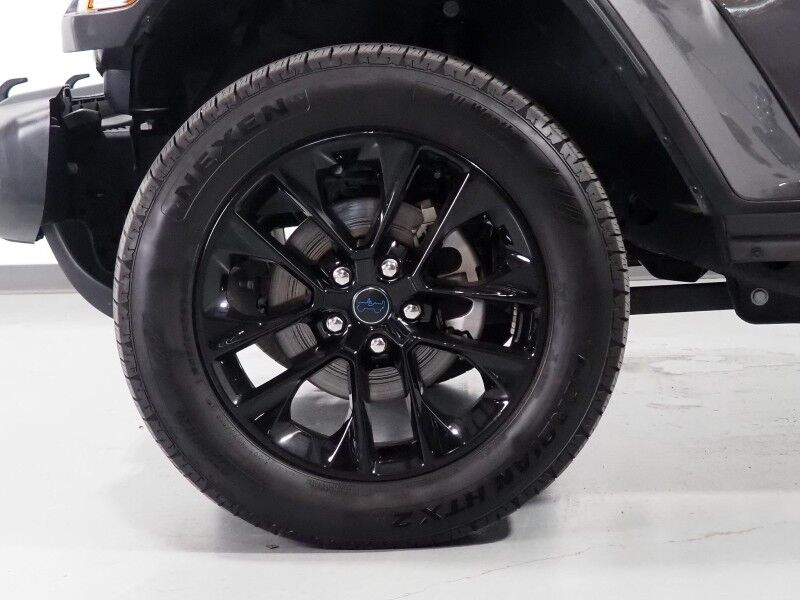 2025 Jeep Wrangler 4xe Sahara *BODY-COLORED 3-PIECE HARD TOP, ADAPTIVE CRUISE, SAFETY ALERTS, BACKUP-CAMERA, COLOR TOUCHSCREEN, HEATED SEATS/STEERING, REMOTE START, KEYLESS ENTRY, 20 INCH ALLOYS, ANDROID & APPLE Round Rock TX