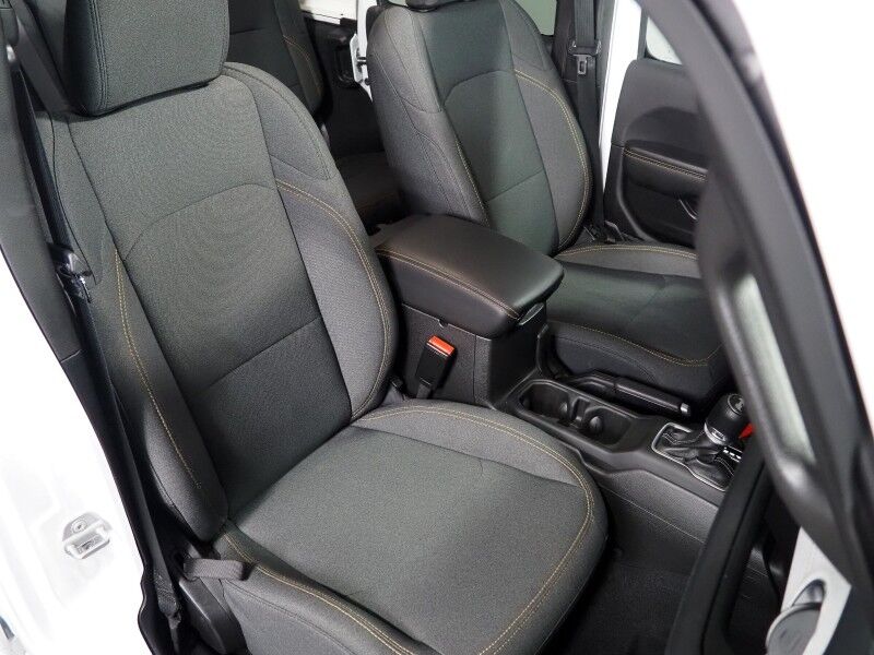 2025 Jeep Wrangler 4xe Sahara *SKY ONE-TOUCH POWER-TOP, ADAPTIVE CRUISE, SAFETY ALERTS, BACKUP-CAMERA, COLOR TOUCHSCREEN, HEATED SEATS/STEERING, REMOTE START, KEYLESS ENTRY, 20 INCH ALLOYS, ANDROID & APPLE