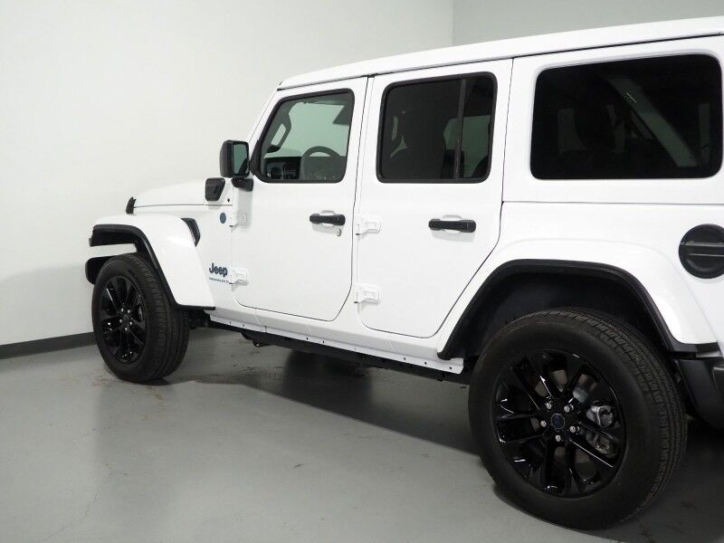 2025 Jeep Wrangler 4xe Sahara *SKY ONE-TOUCH POWER-TOP, ADAPTIVE CRUISE, SAFETY ALERTS, BACKUP-CAMERA, COLOR TOUCHSCREEN, HEATED SEATS/STEERING, REMOTE START, KEYLESS ENTRY, 20 INCH ALLOYS, ANDROID & APPLE Round Rock TX