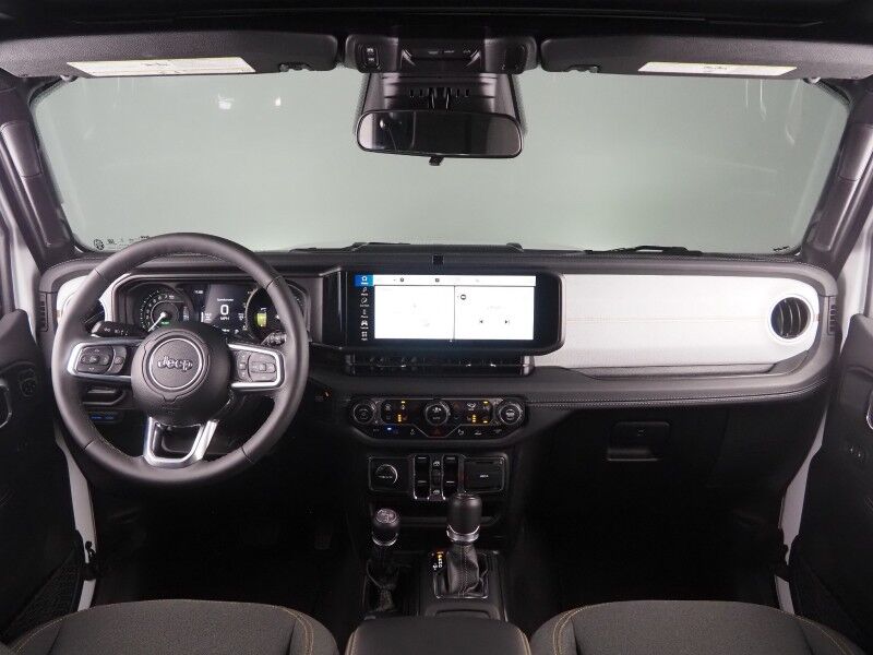 2025 Jeep Wrangler 4xe Sahara *SKY ONE-TOUCH POWER-TOP, ADAPTIVE CRUISE, SAFETY ALERTS, BACKUP-CAMERA, COLOR TOUCHSCREEN, HEATED SEATS/STEERING, REMOTE START, KEYLESS ENTRY, 20 INCH ALLOYS, ANDROID & APPLE