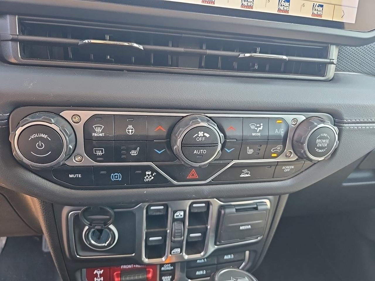 2025 Jeep Wrangler Rubicon 4xe West Burlington IA