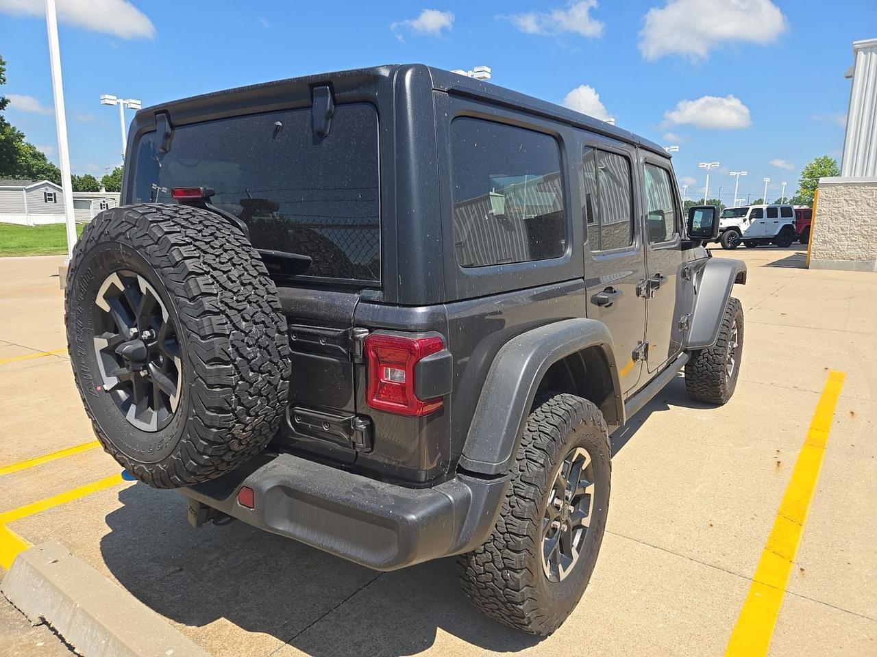 2025 Jeep Wrangler Rubicon 4xe West Burlington IA