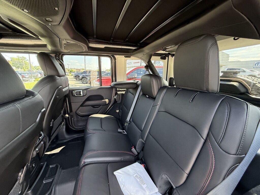 2025 Jeep Wrangler Rubicon Crestwood KY