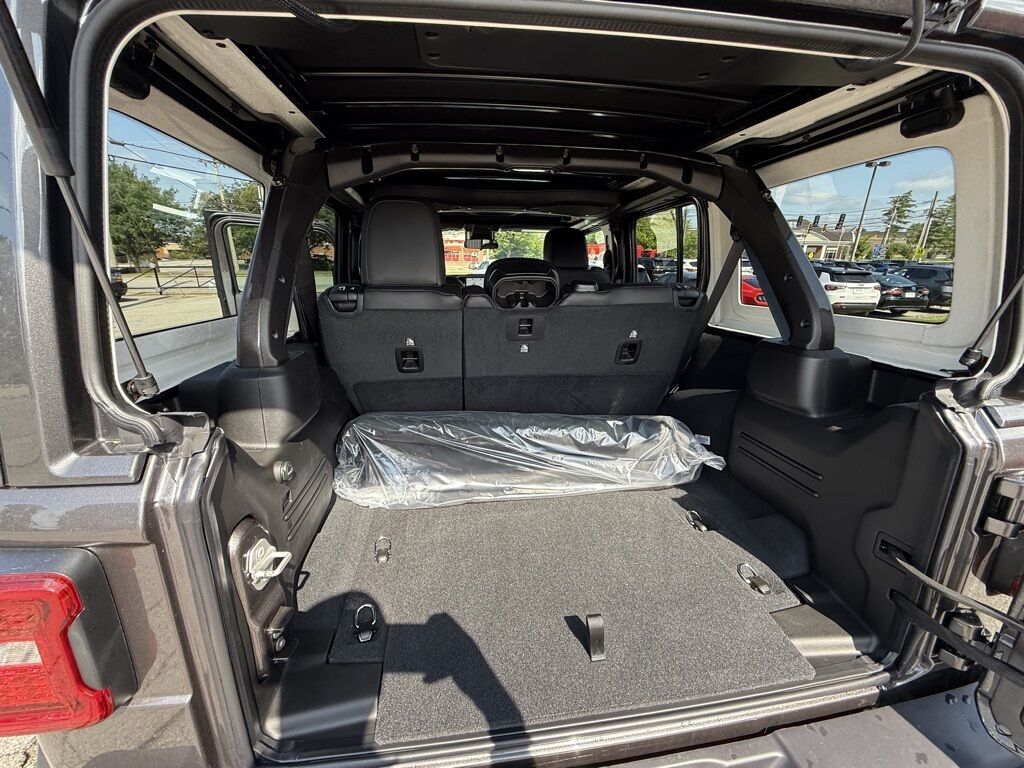 2025 Jeep Wrangler Rubicon Crestwood KY