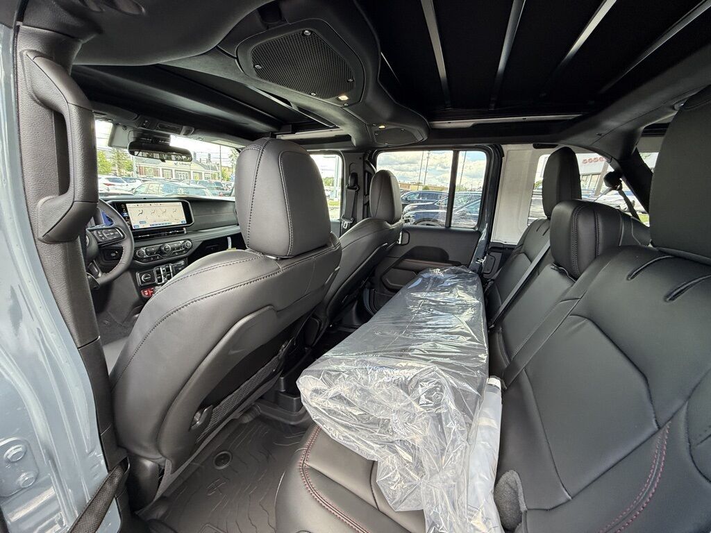 2025 Jeep Wrangler Rubicon Crestwood KY