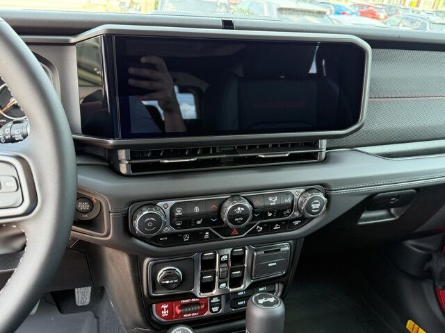 2025 Jeep Wrangler Rubicon Crestwood KY