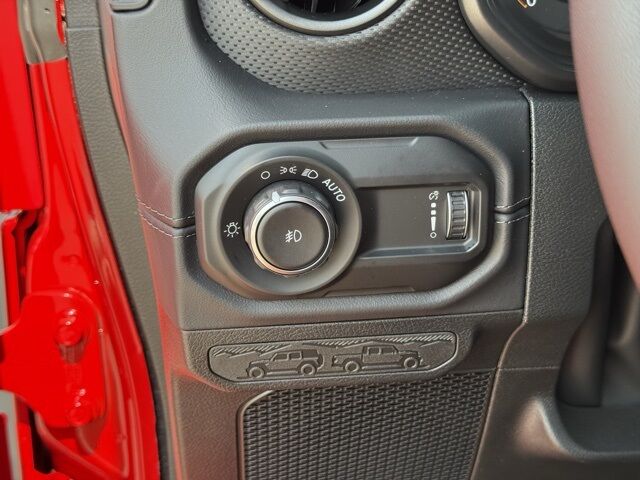 2025 Jeep Wrangler Rubicon Crestwood KY