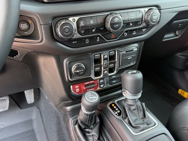 2025 Jeep Wrangler Rubicon Crestwood KY