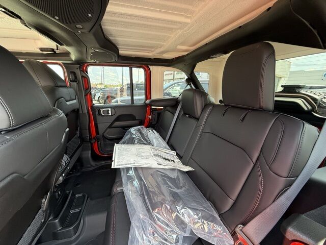 2025 Jeep Wrangler Rubicon Crestwood KY