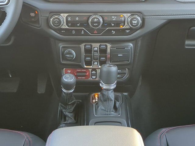 2025 Jeep Wrangler Rubicon Appleton WI