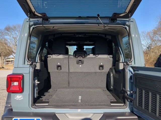 2025 Jeep Wrangler Rubicon Appleton WI