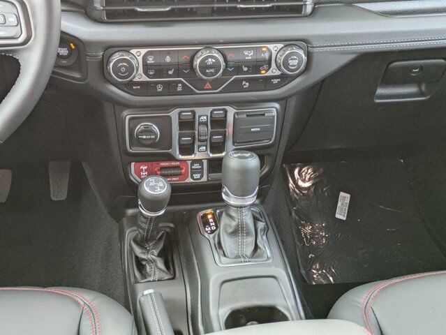 2025 Jeep Wrangler Rubicon X Castroville TX