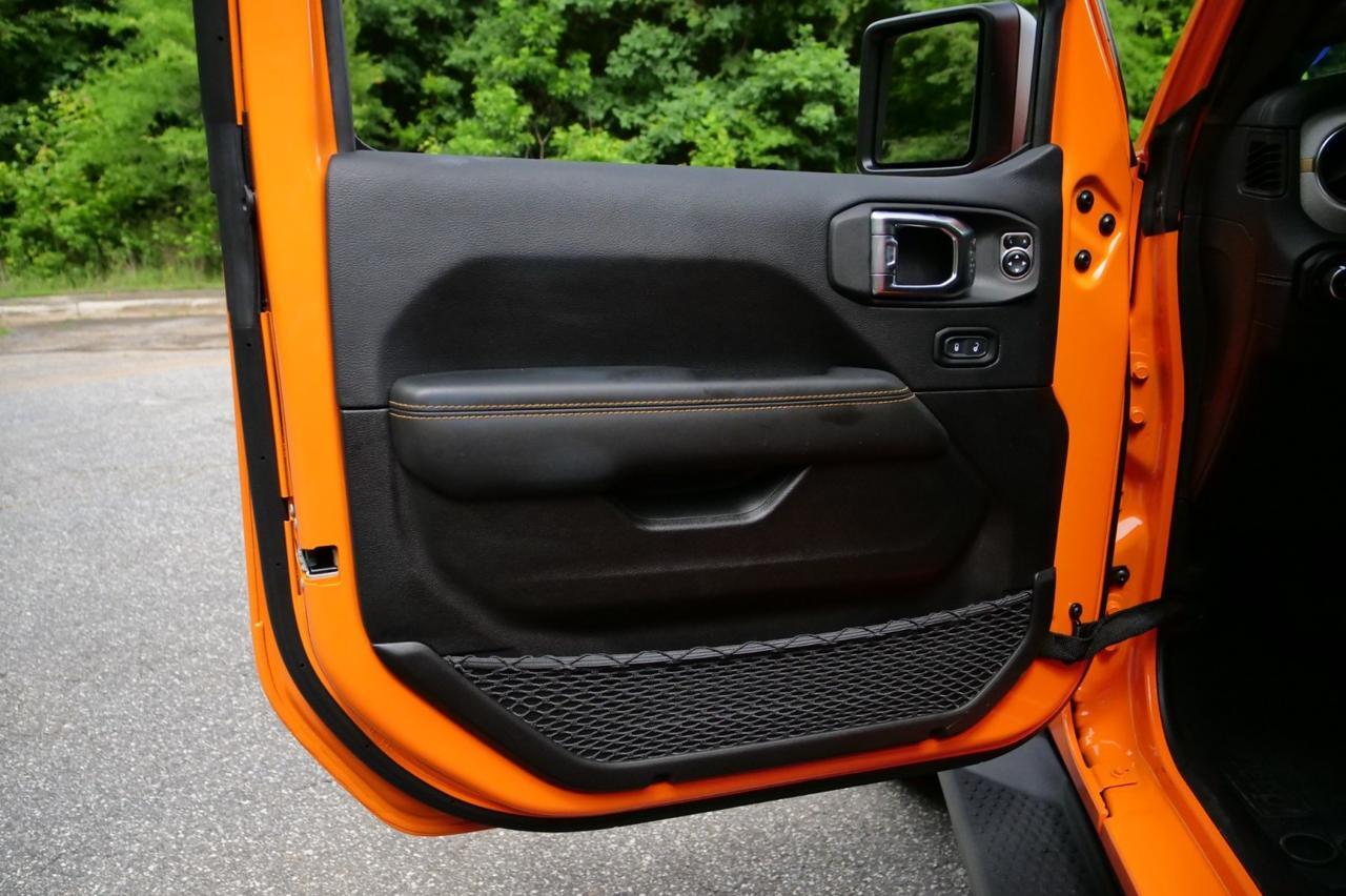 2025 Jeep Wrangler Sahara 4X4 / 3.6L V6 / Heated Seats / Hard Top! Lincolnton NC