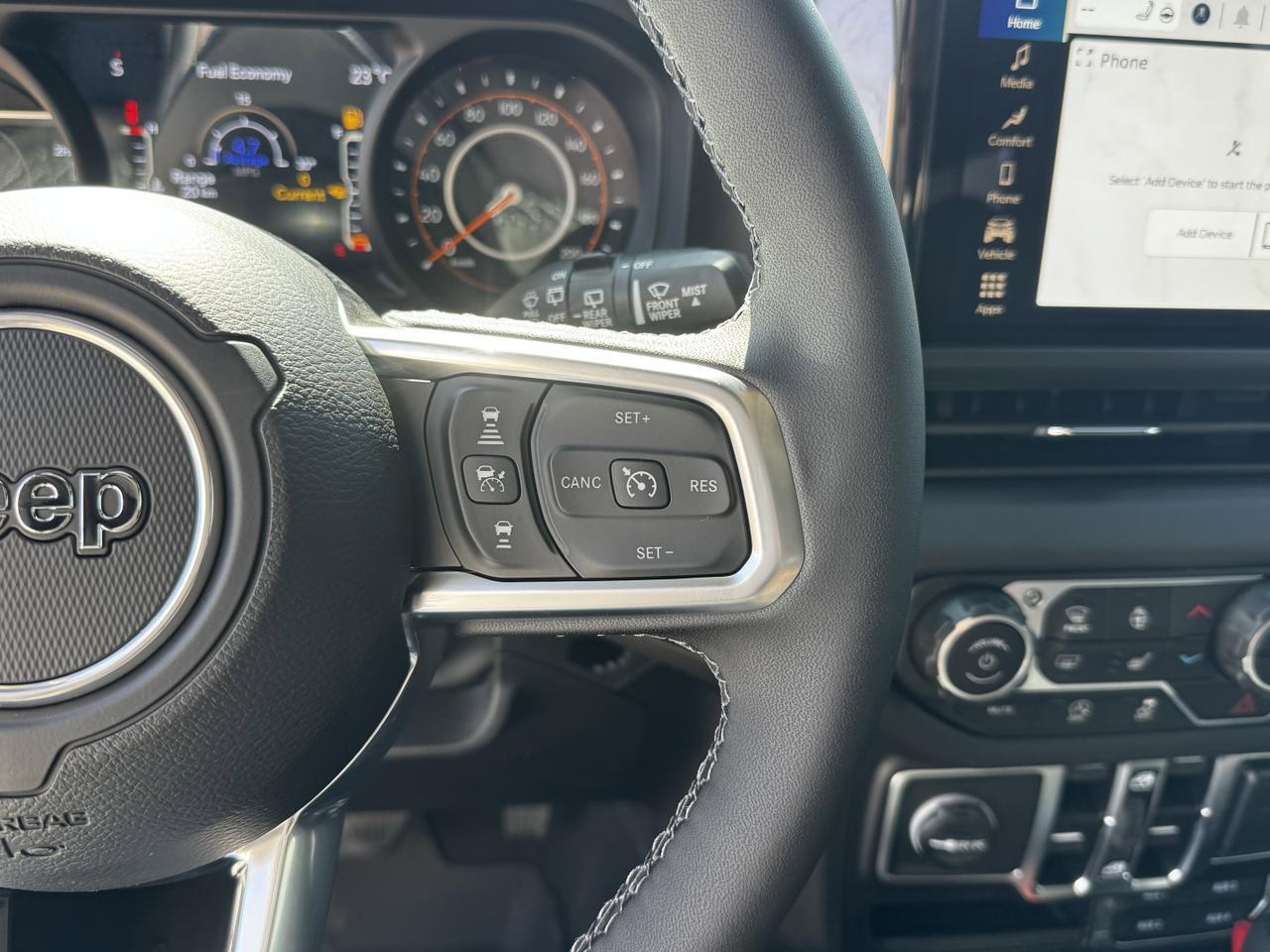 2025 Jeep Wrangler Sahara 4x4 | McKinley Seats | V6 | Remote Start | Backup Camera Redwater AB