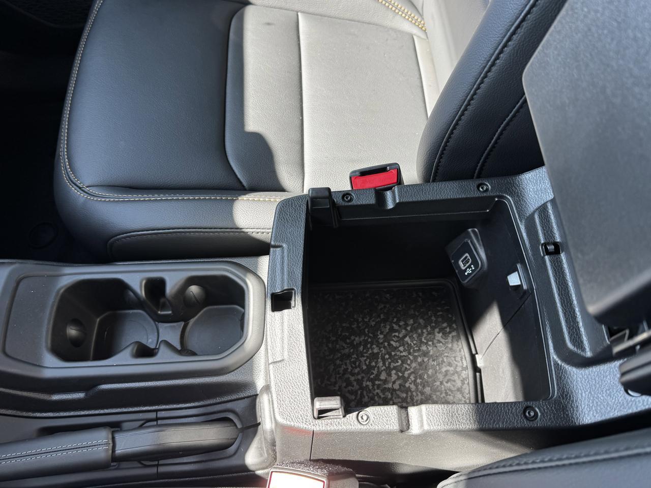 2025 Jeep Wrangler Sahara 4x4 | McKinley Seats | V6 | Remote Start | Backup Camera Redwater AB