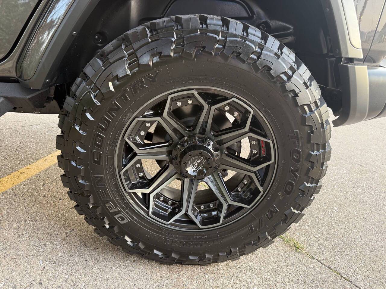 2025 Jeep Wrangler Sahara 4x4 4dr SUV Eldridge IA