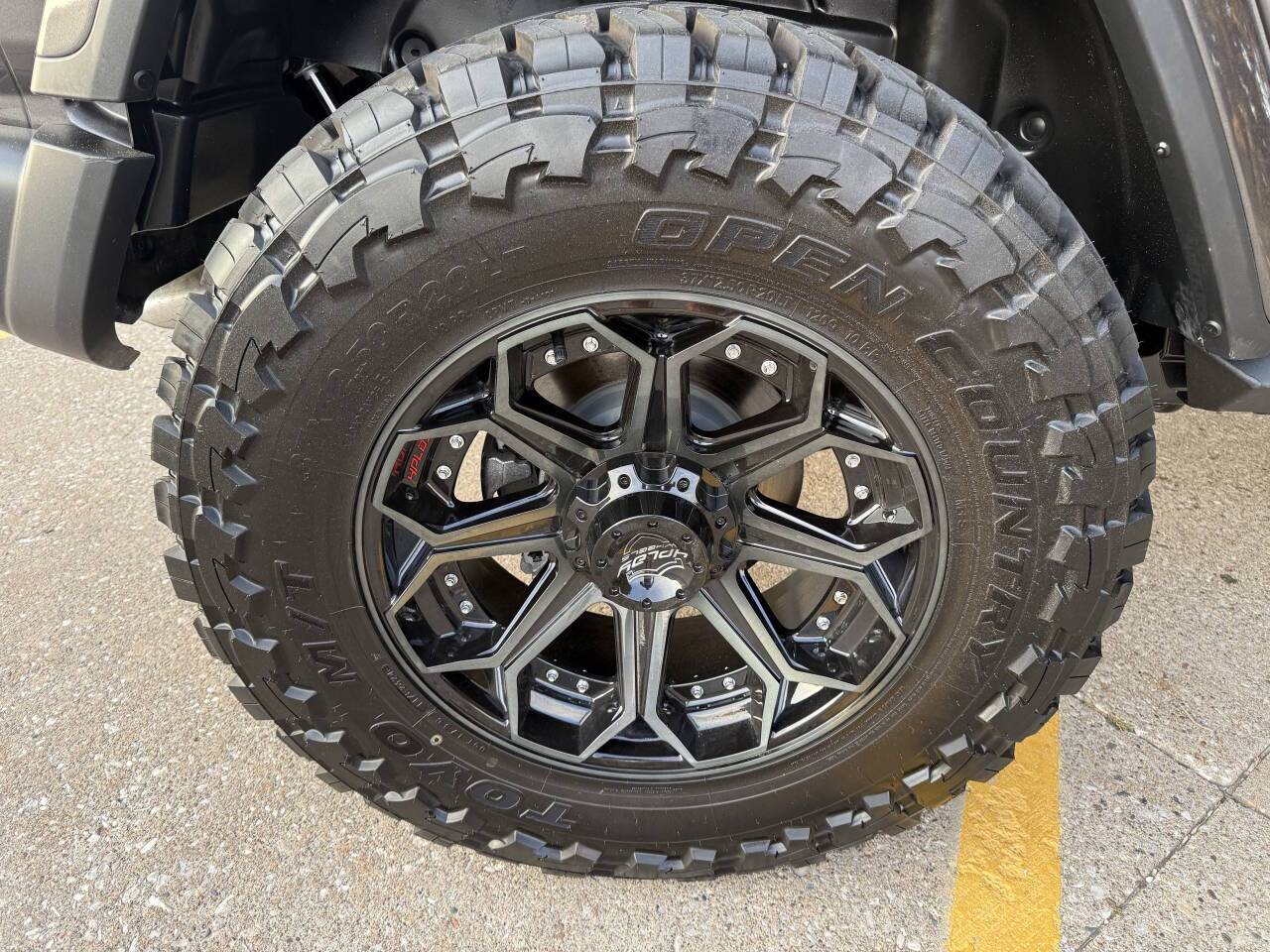 2025 Jeep Wrangler Sahara 4x4 4dr SUV Eldridge IA