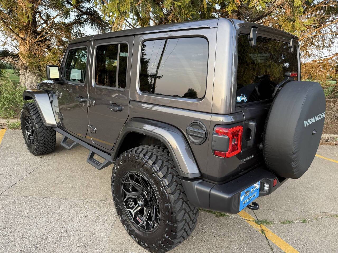 2025 Jeep Wrangler Sahara 4x4 4dr SUV Eldridge IA